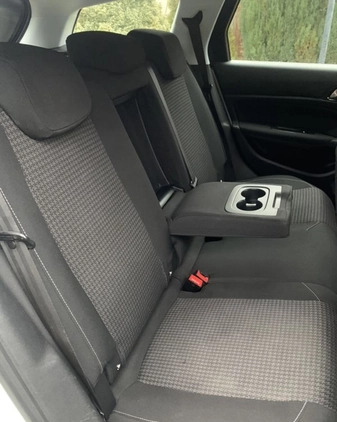 Peugeot 308 cena 38900 przebieg: 145000, rok produkcji 2018 z Drezdenko małe 254